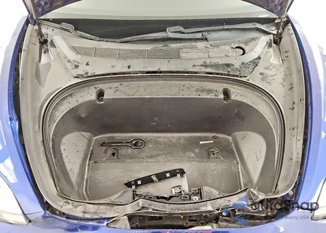 2020 Tesla Model 3 из США, поврежденный, VIN 5YJ3E1EA9LF611740